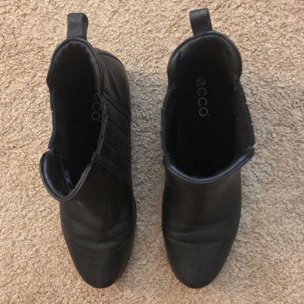 Ecco ankle boots short heel black leather size 39